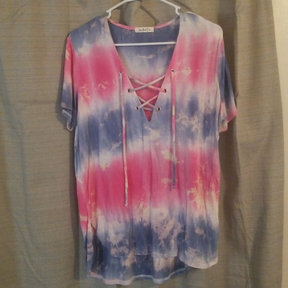 💥 Boutique tie-dye tee NWOT